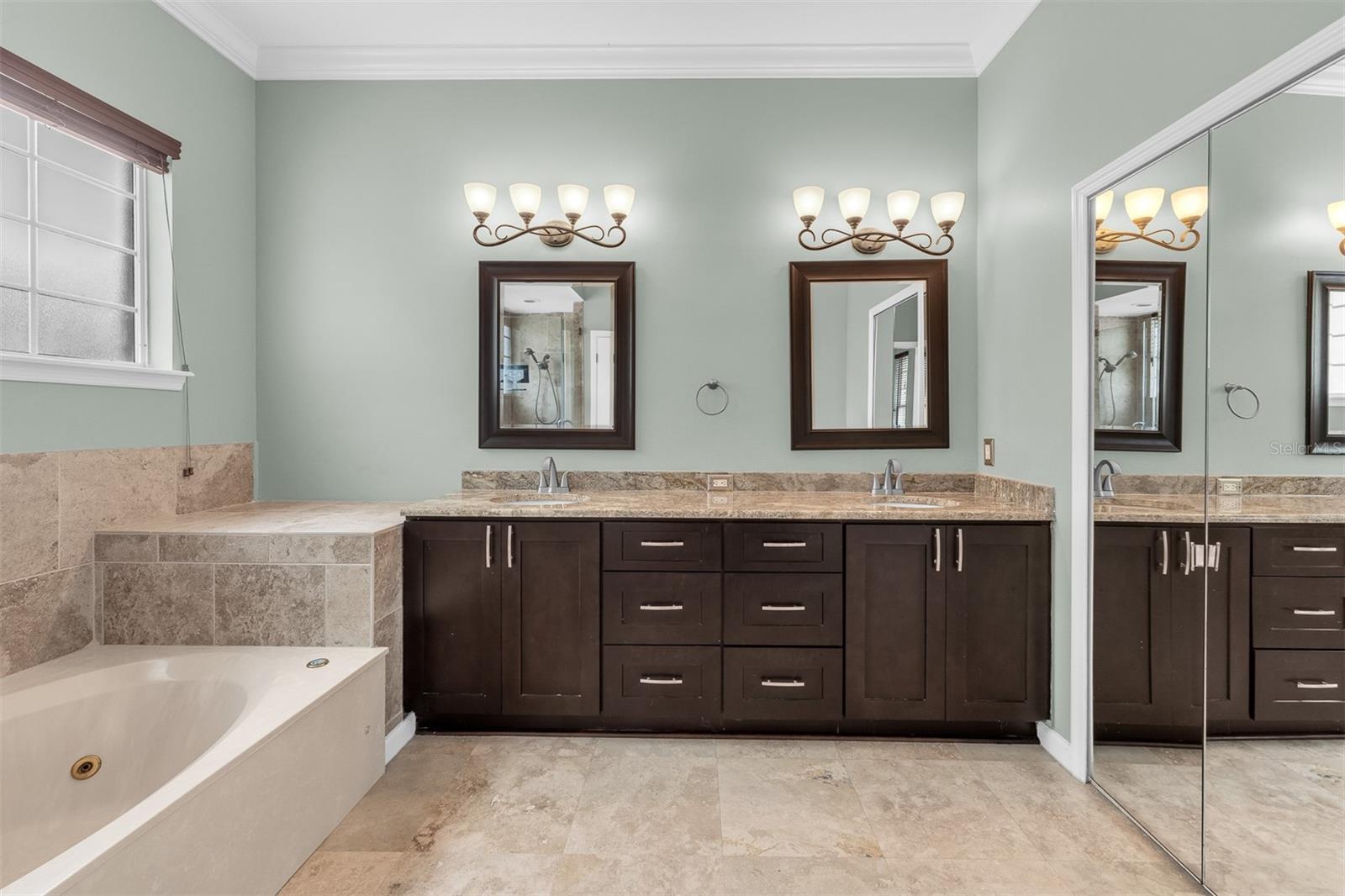 2305 PARK VILLAGE PL, APOPKA, FL, 32712