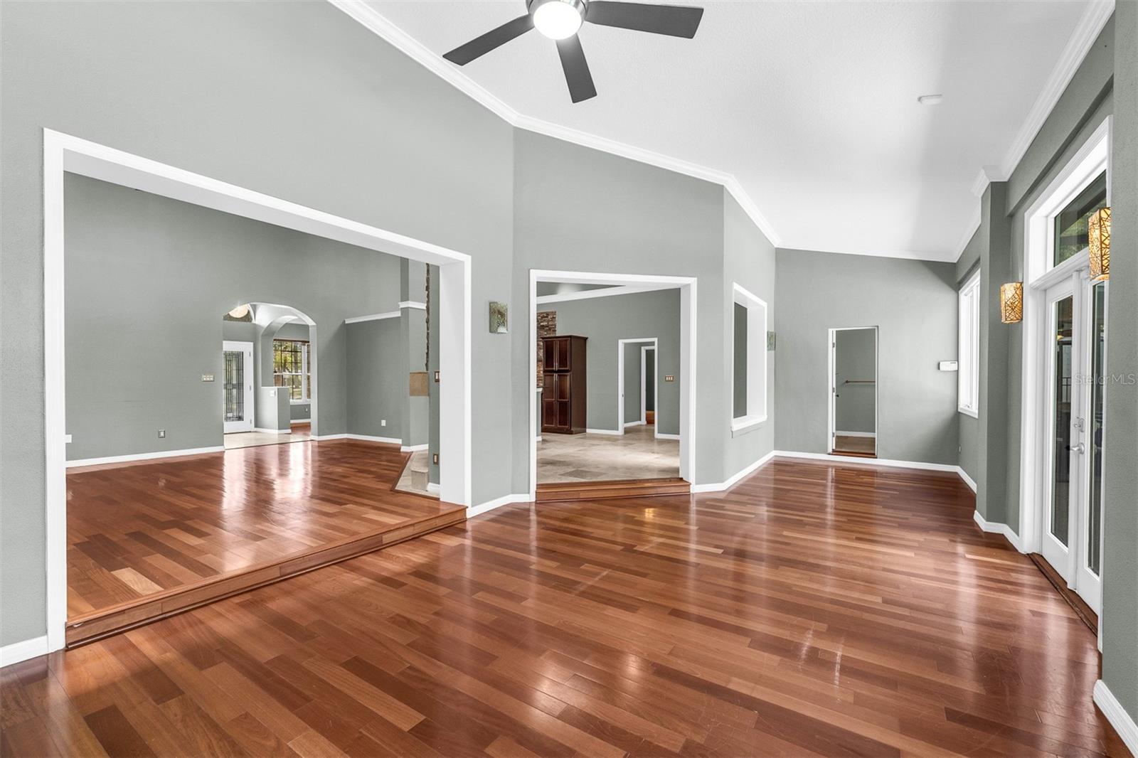 2305 PARK VILLAGE PL, APOPKA, FL, 32712