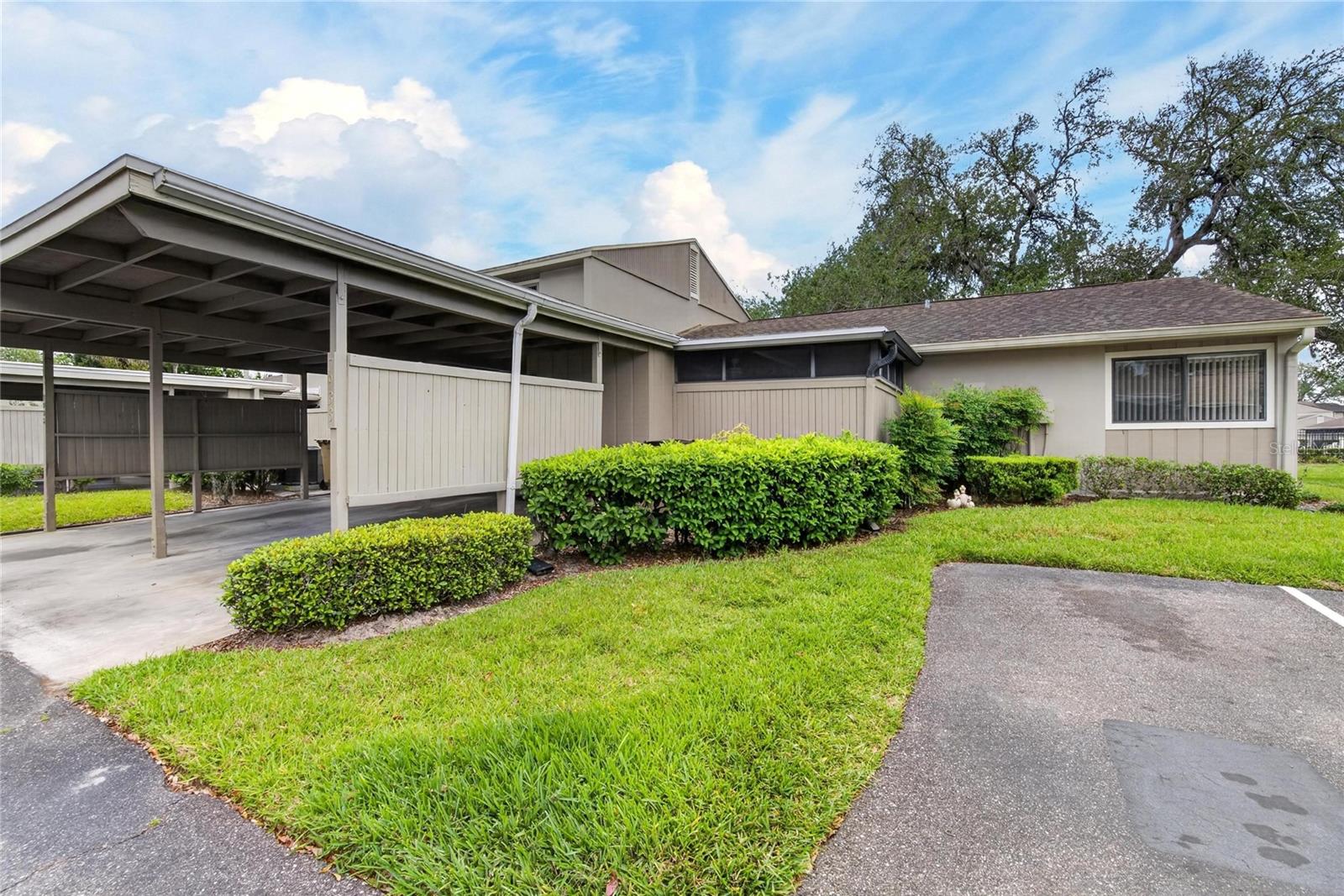 7933 PINE DR #37, TEMPLE TERRACE, FL, 33637