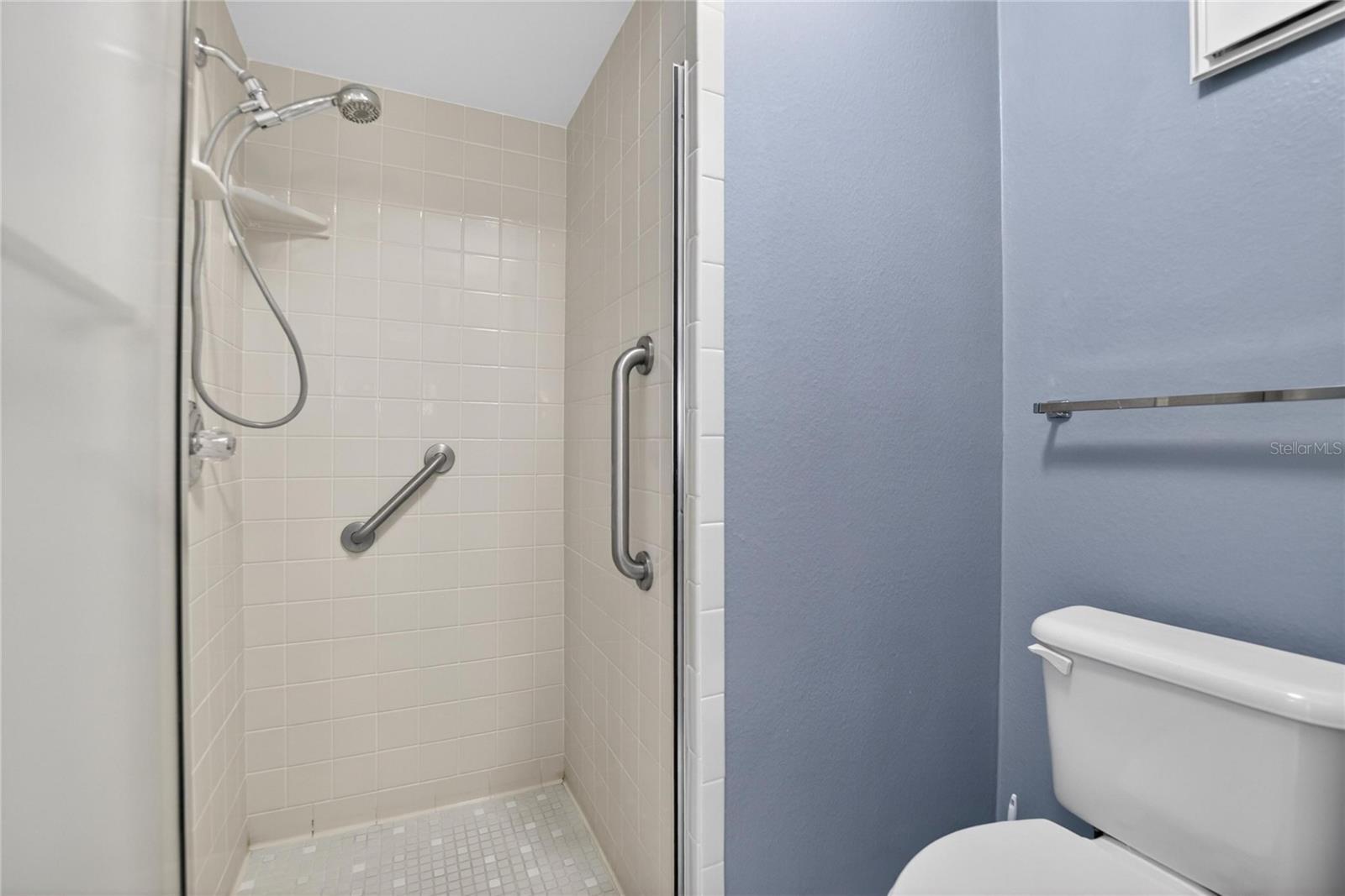 7933 PINE DR #37, TEMPLE TERRACE, FL, 33637