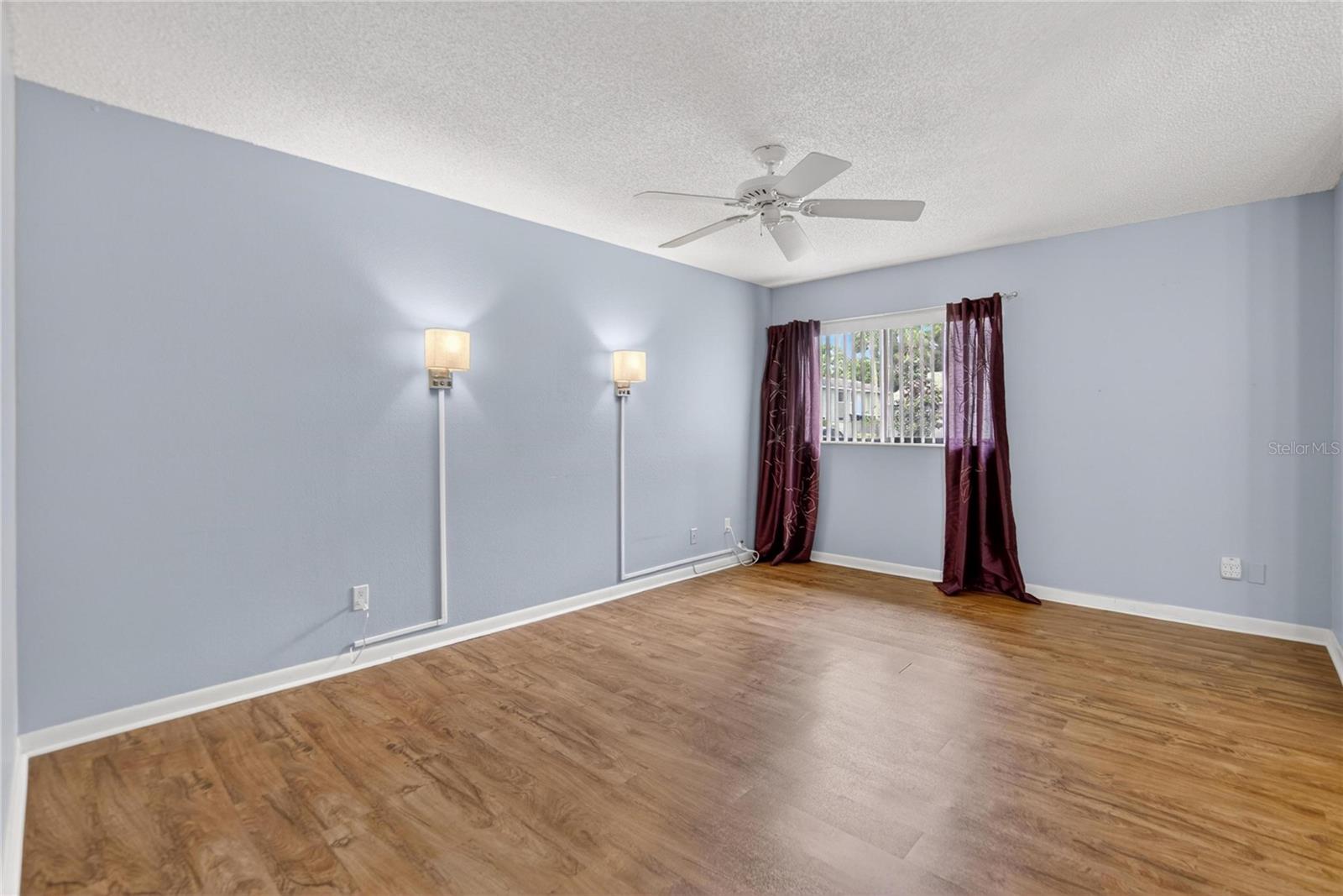 7933 PINE DR #37, TEMPLE TERRACE, FL, 33637