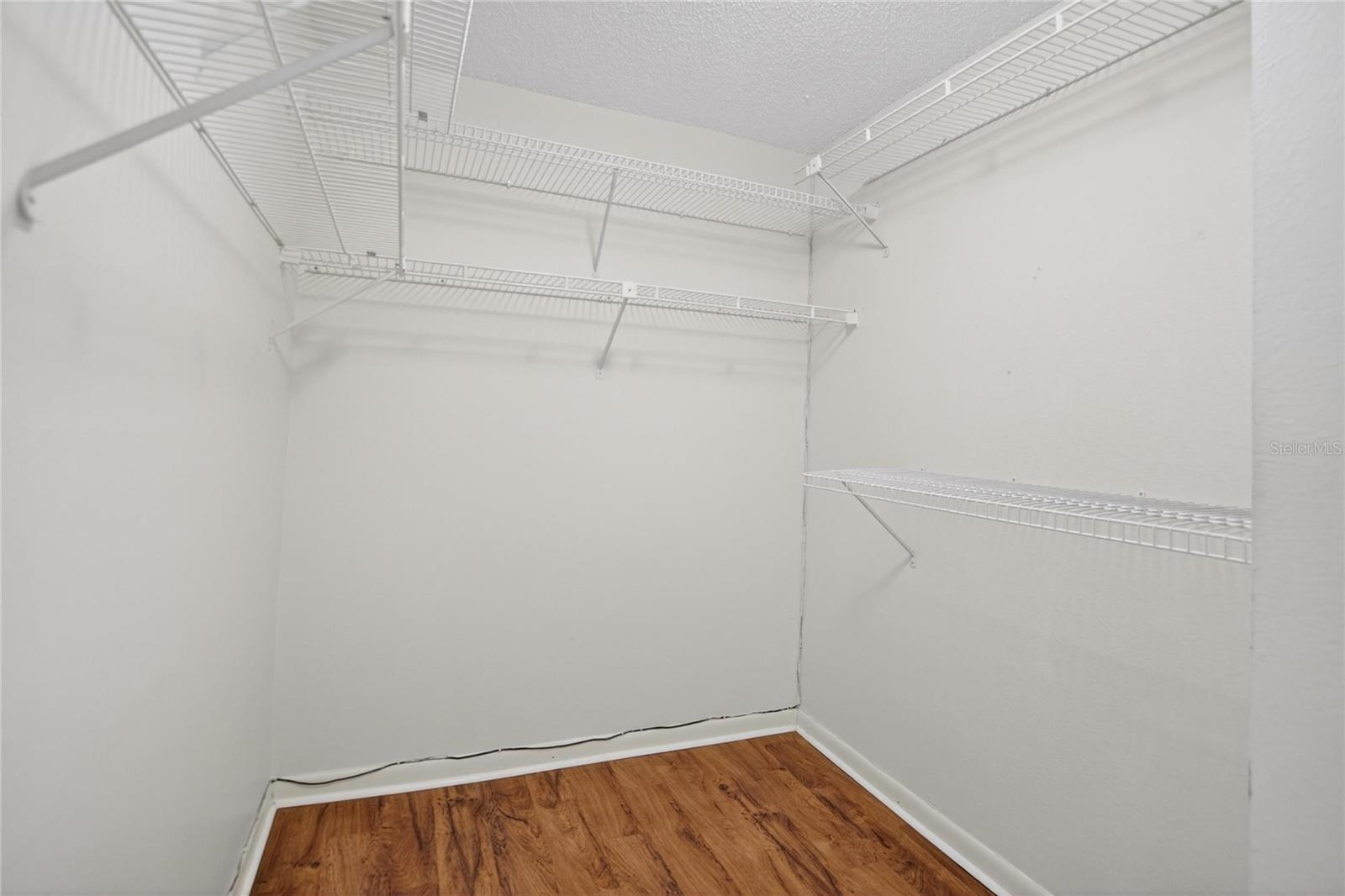 7933 PINE DR #37, TEMPLE TERRACE, FL, 33637