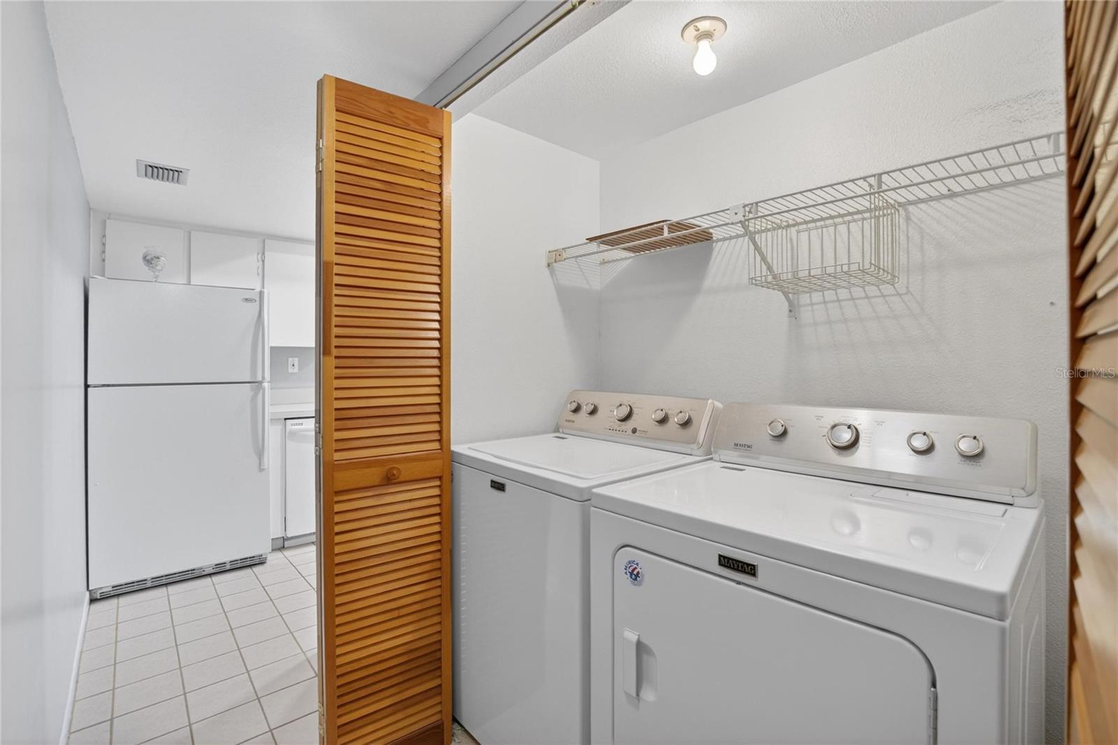 7933 PINE DR #37, TEMPLE TERRACE, FL, 33637