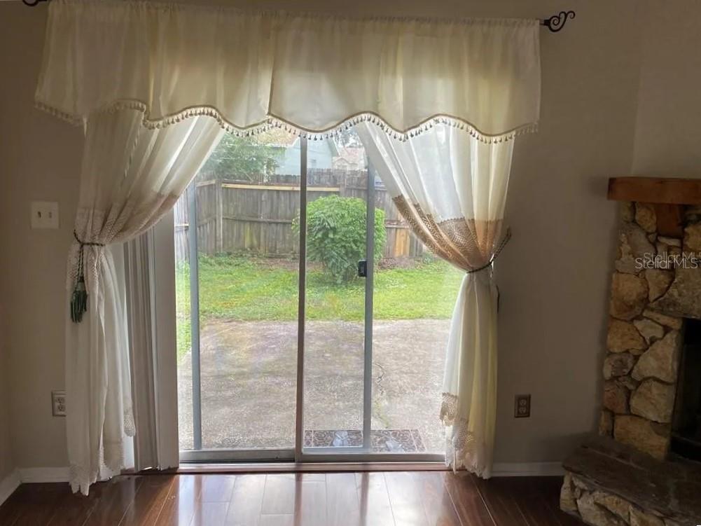 8960 VALENCIA GARDENS DR, ORLANDO, FL, 32825