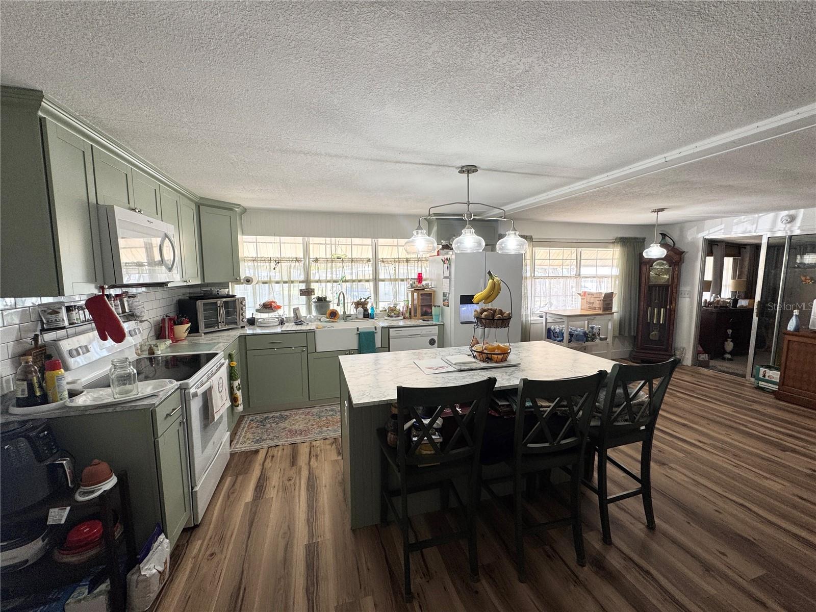 38437 BENIGER DR, ZEPHYRHILLS, FL, 33540
