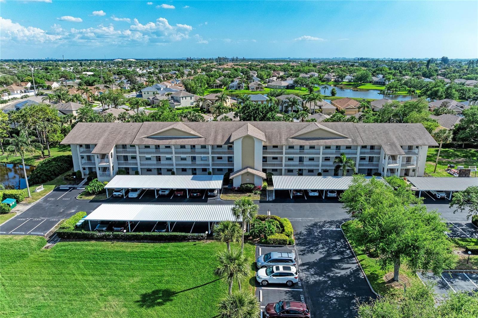 7201 29TH AVE DR W #303, BRADENTON, FL, 34209