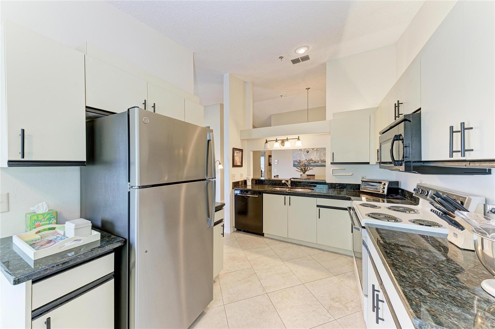 7201 29TH AVE DR W #303, BRADENTON, FL, 34209