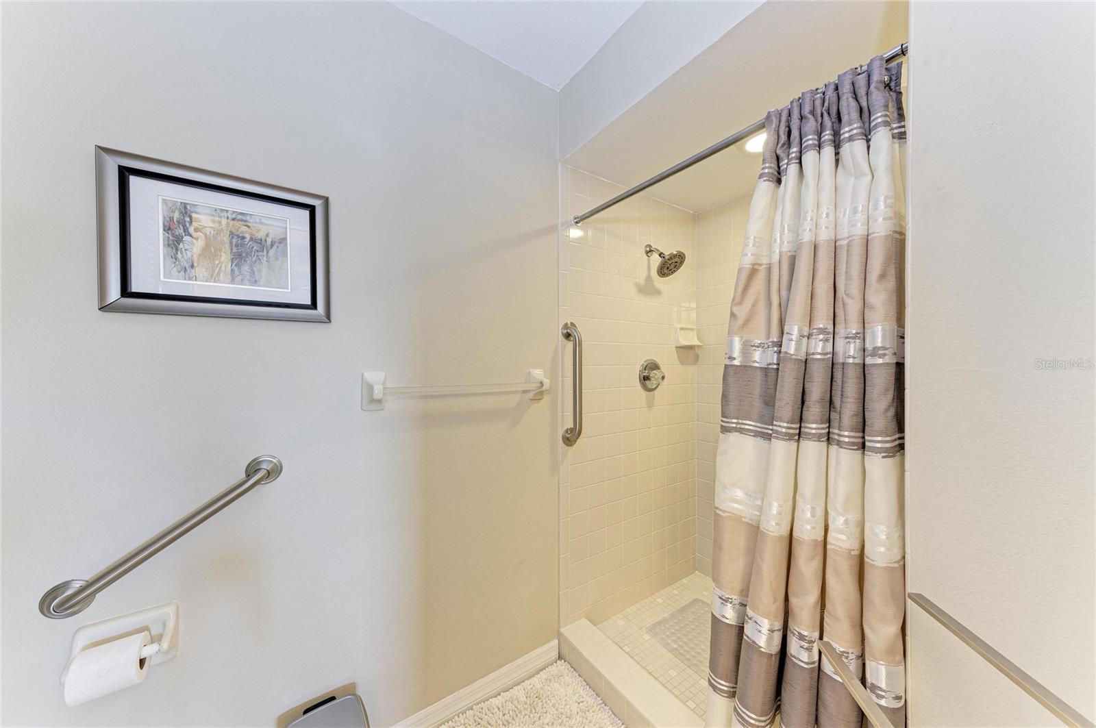 7201 29TH AVE DR W #303, BRADENTON, FL, 34209