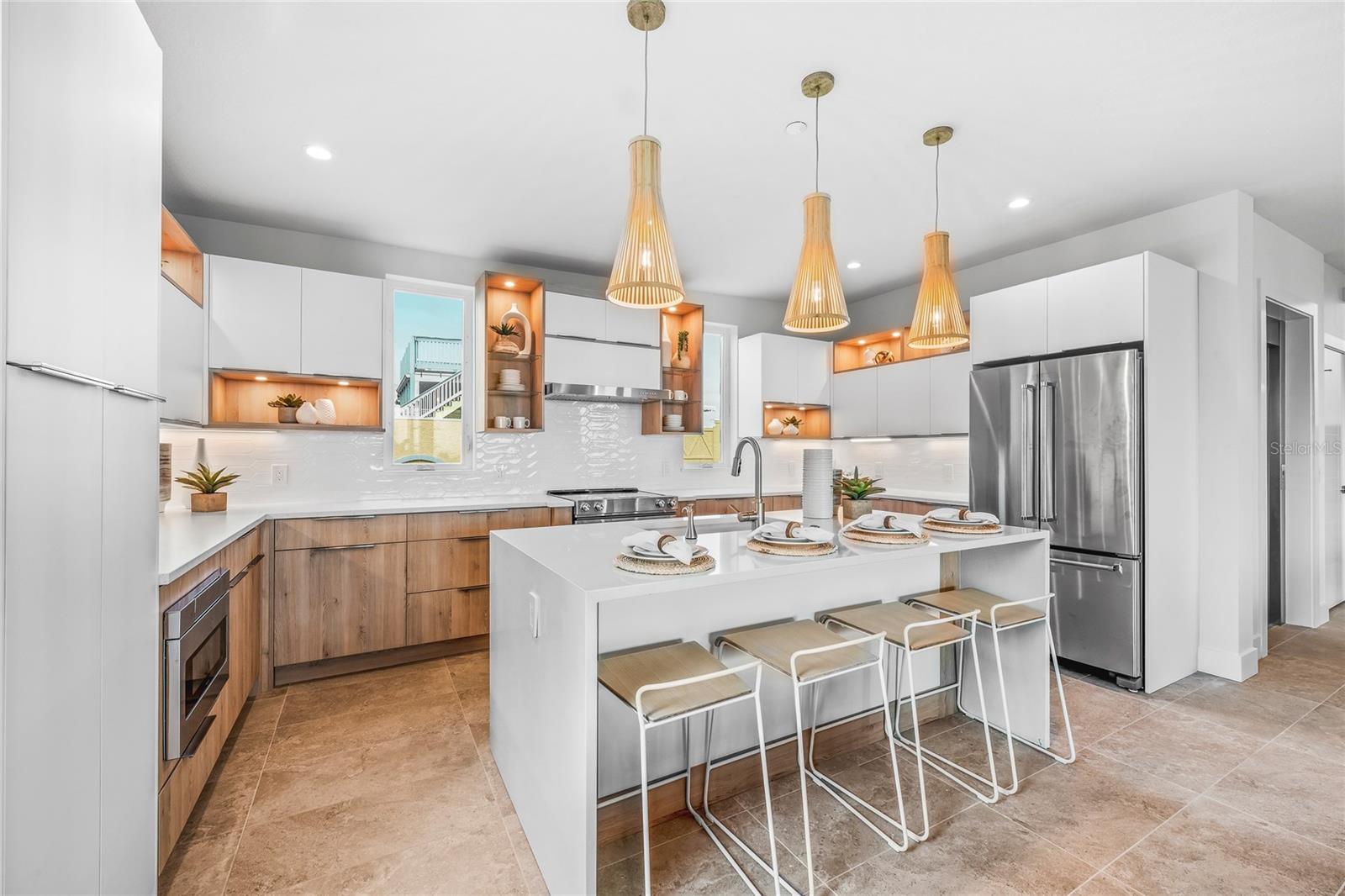 329 BEACH RD #A, SARASOTA, FL, 34242