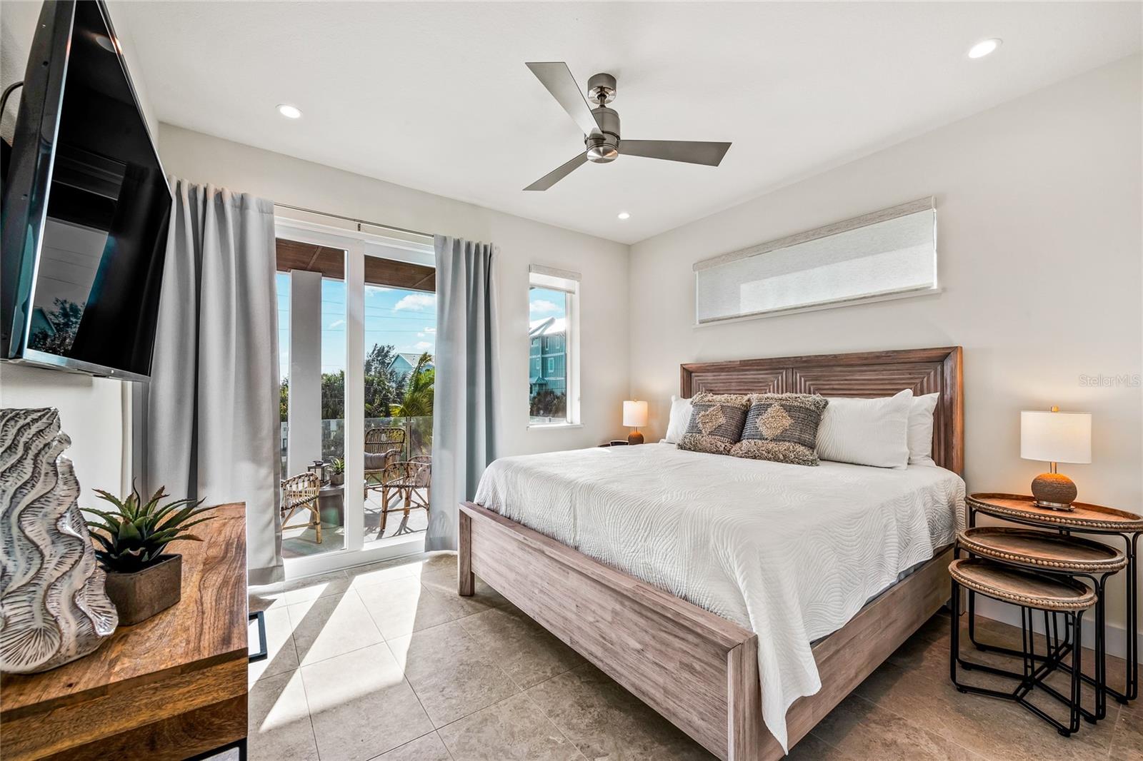 329 BEACH RD #A, SARASOTA, FL, 34242