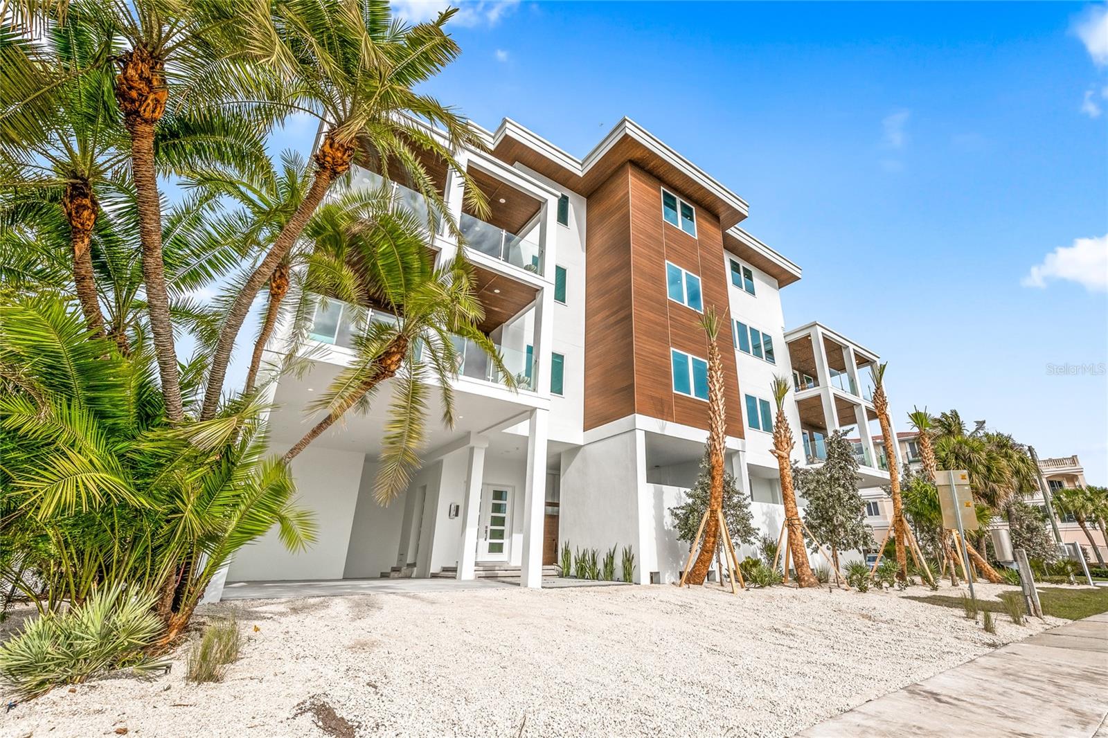 329 BEACH RD #A, SARASOTA, FL, 34242