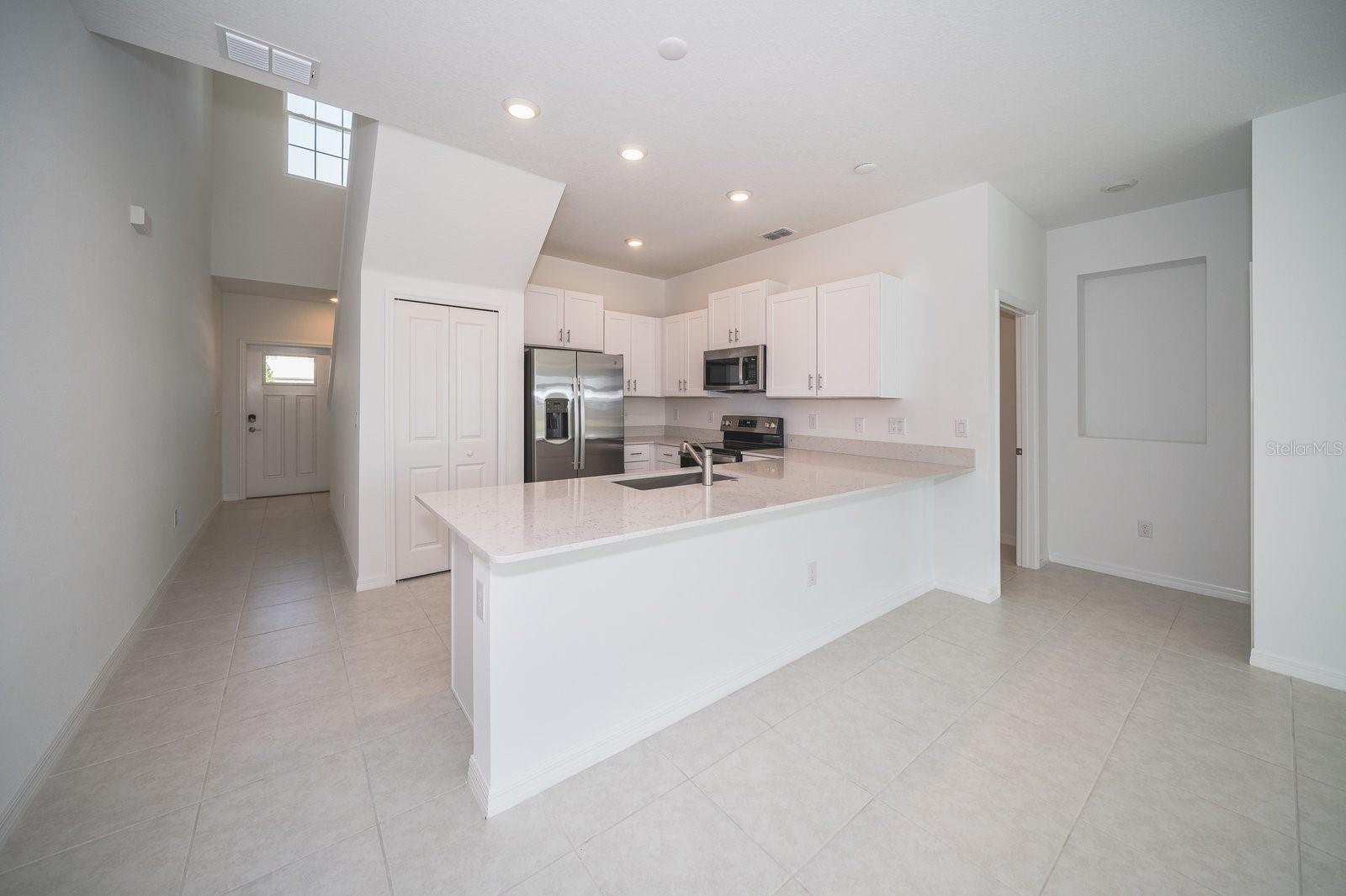 32134 POWDERPUFF MIMOSA DR, SAN ANTONIO, FL, 33576
