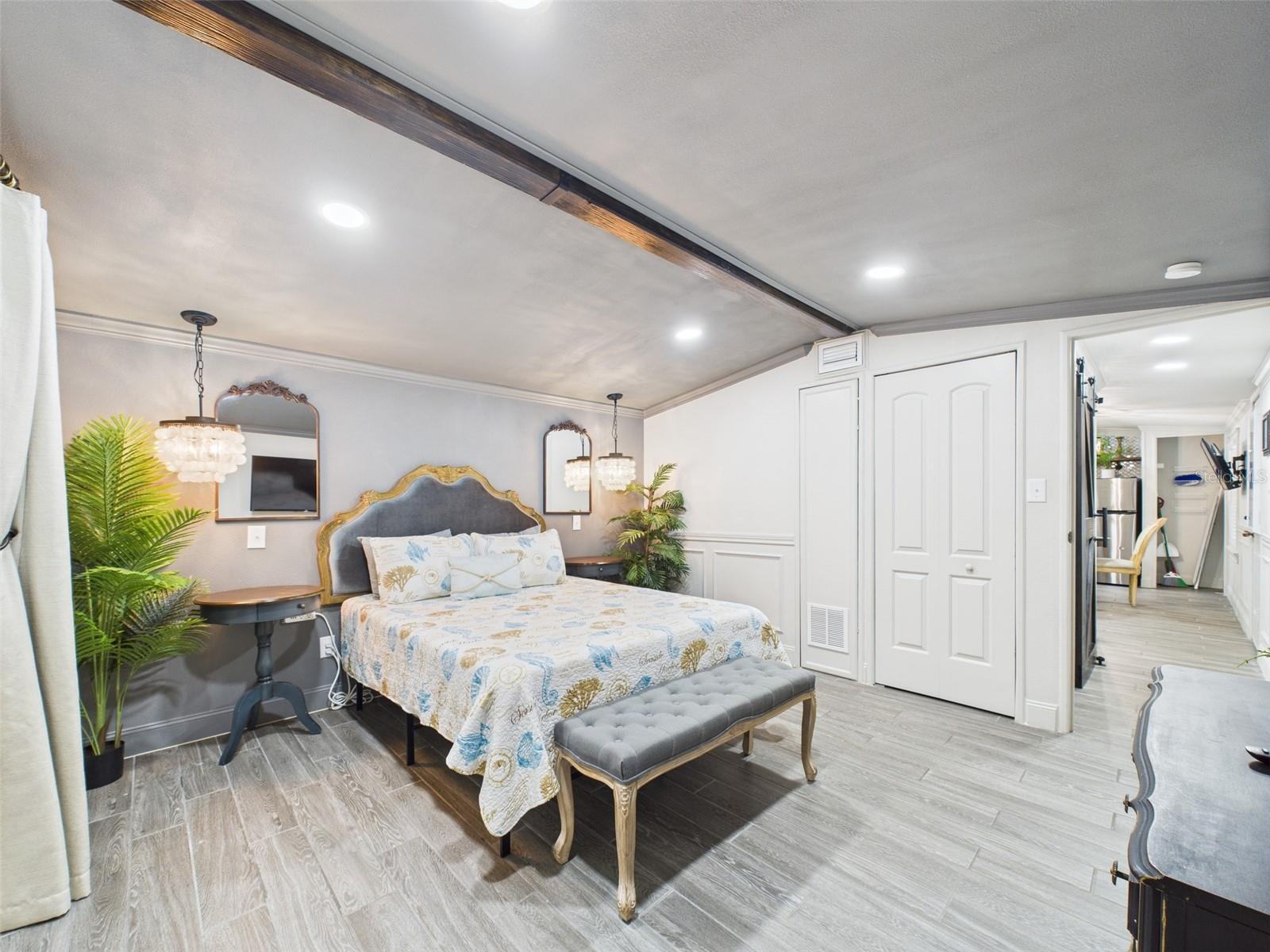 221 1ST ST, DAVENPORT, FL, 33837
