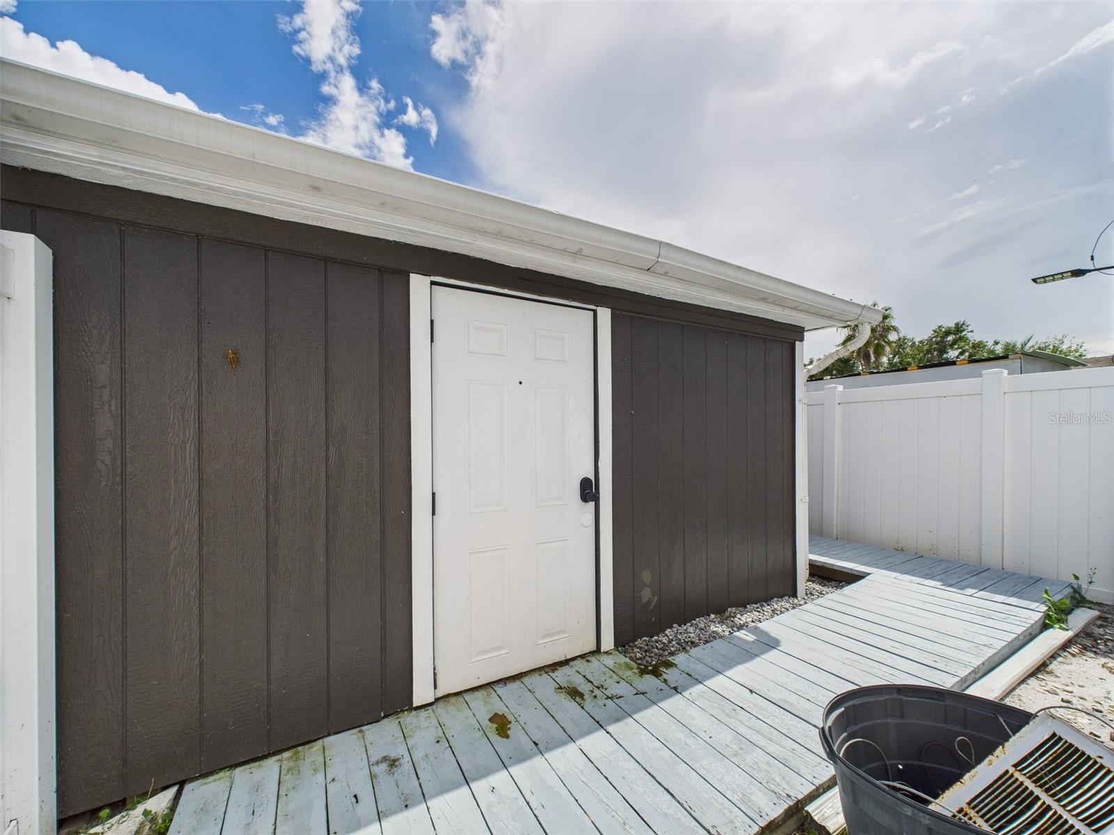221 1ST ST, DAVENPORT, FL, 33837