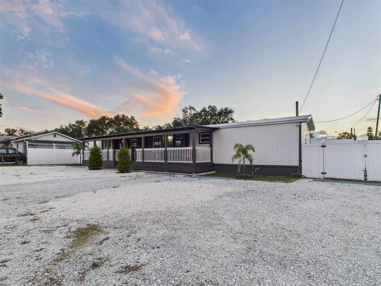 221 1ST ST, DAVENPORT, FL, 33837
