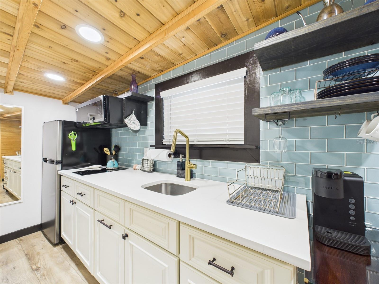 221 1ST ST, DAVENPORT, FL, 33837