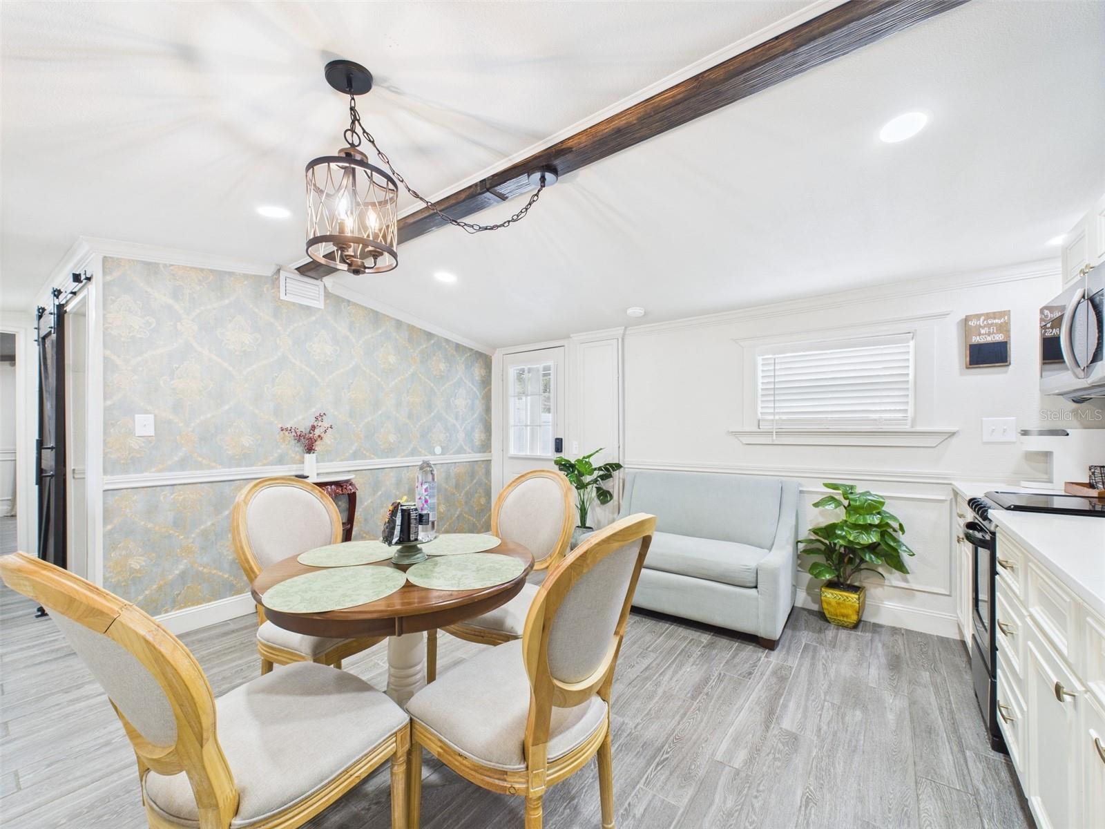 221 1ST ST, DAVENPORT, FL, 33837
