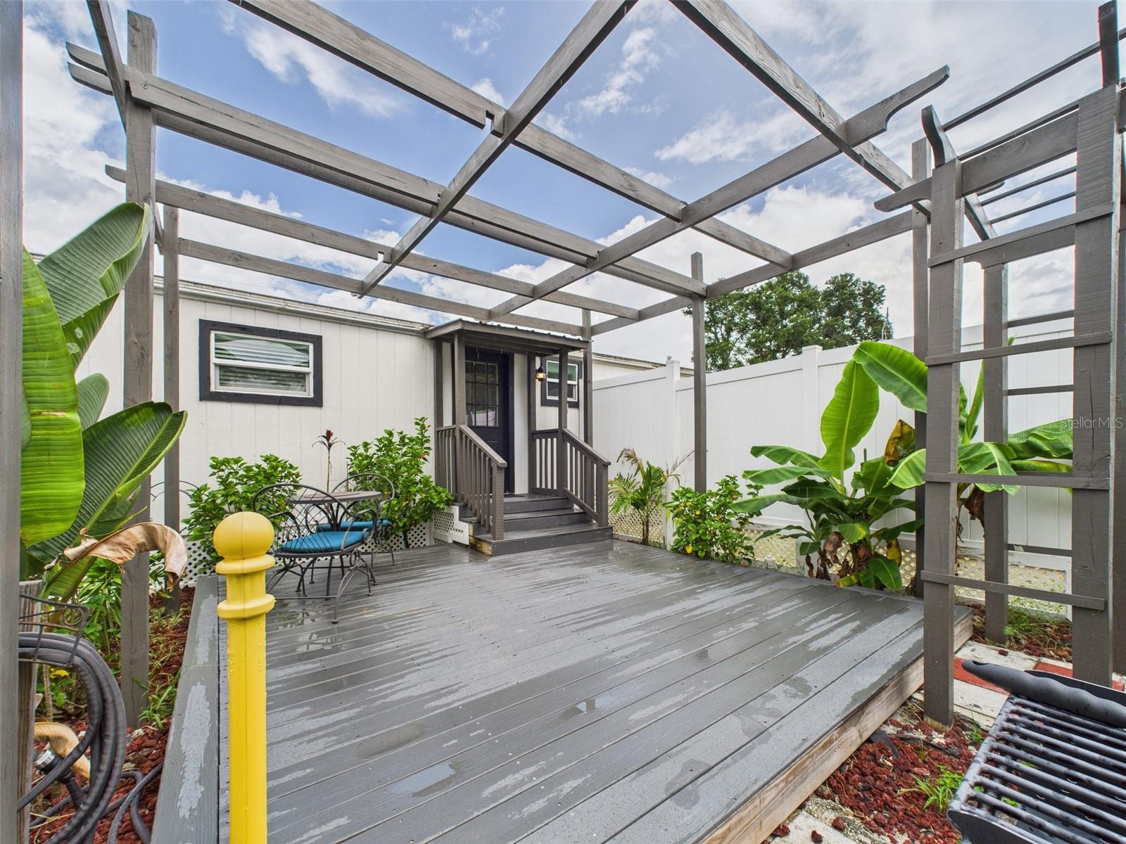 221 1ST ST, DAVENPORT, FL, 33837