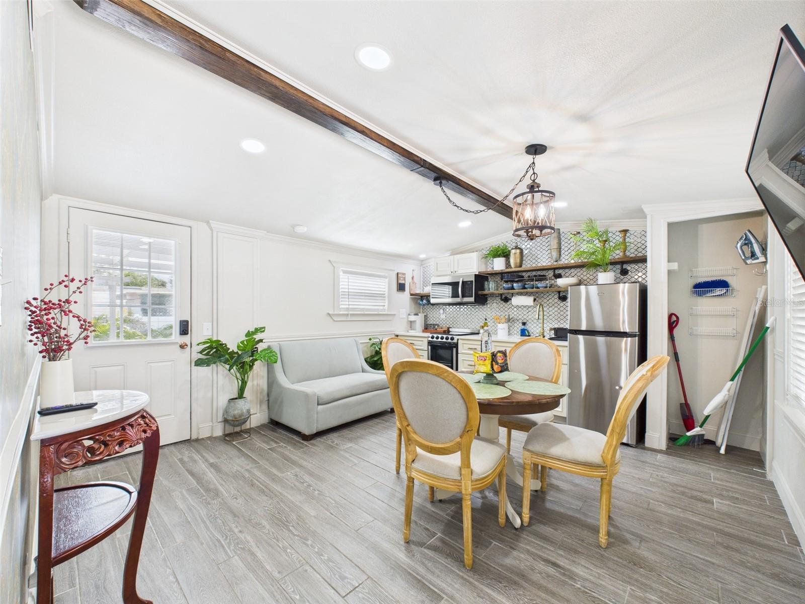 221 1ST ST, DAVENPORT, FL, 33837