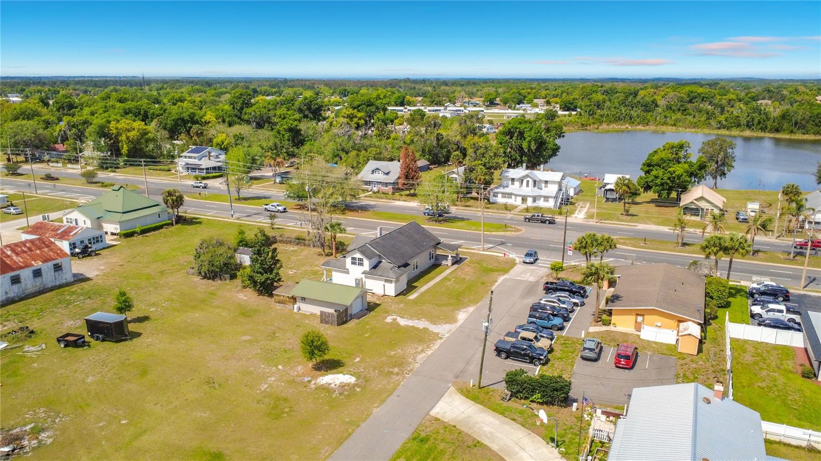 311 S CENTRAL AVE, UMATILLA, FL, 32784