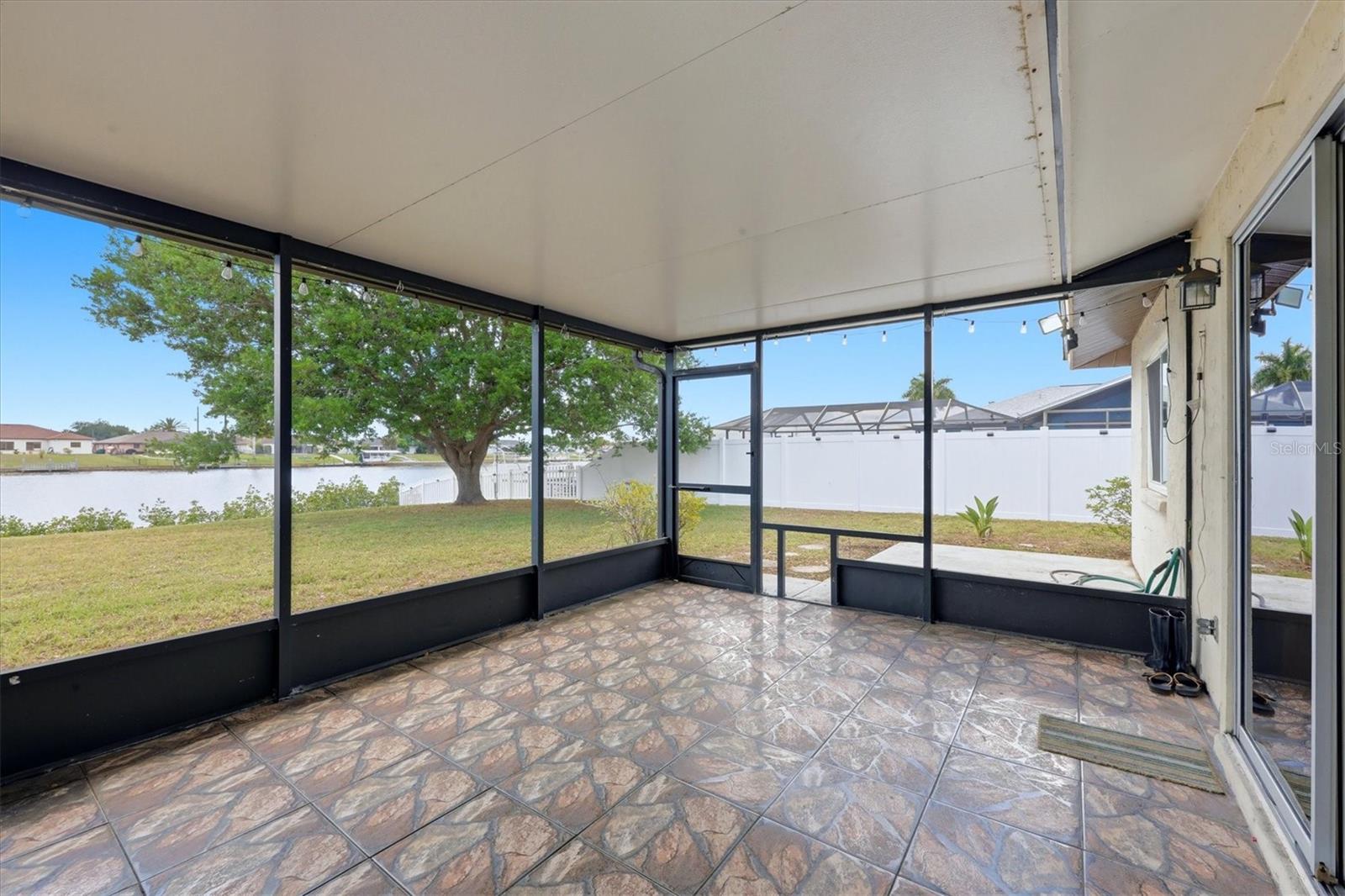 814 ELLICOTT CIR NW, PORT CHARLOTTE, FL, 33952