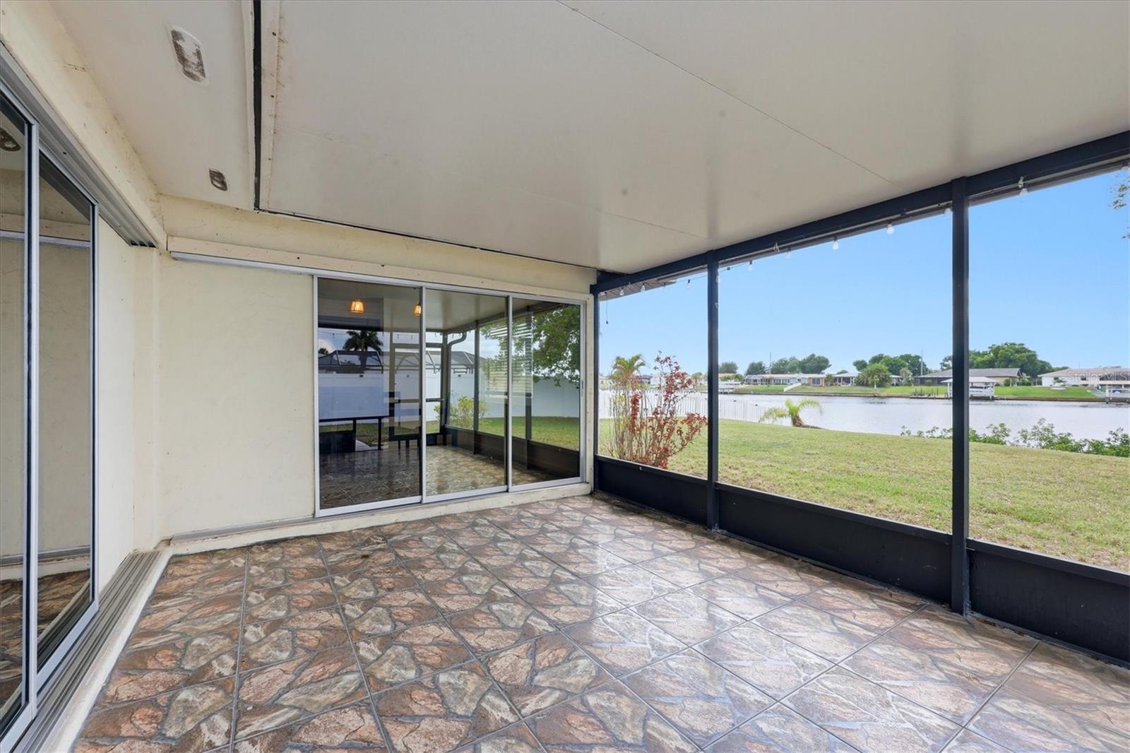 814 ELLICOTT CIR NW, PORT CHARLOTTE, FL, 33952