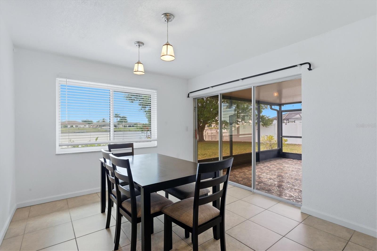 814 ELLICOTT CIR NW, PORT CHARLOTTE, FL, 33952
