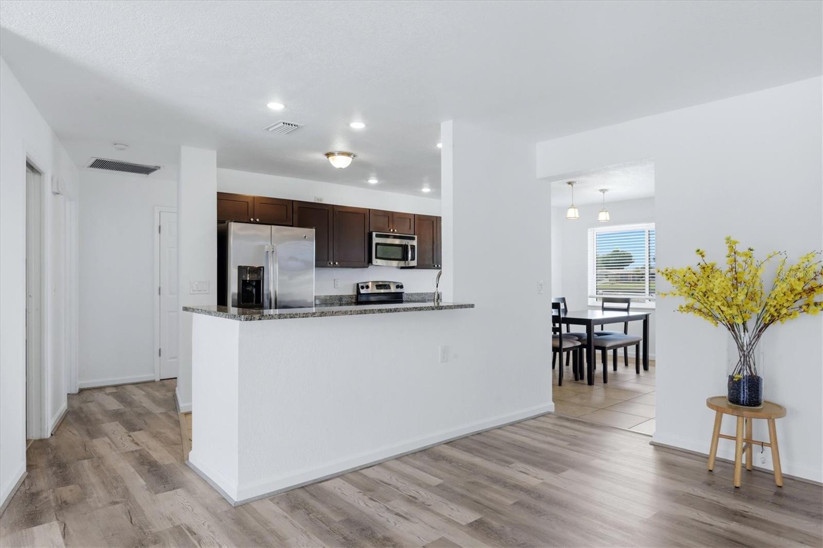 814 ELLICOTT CIR NW, PORT CHARLOTTE, FL, 33952