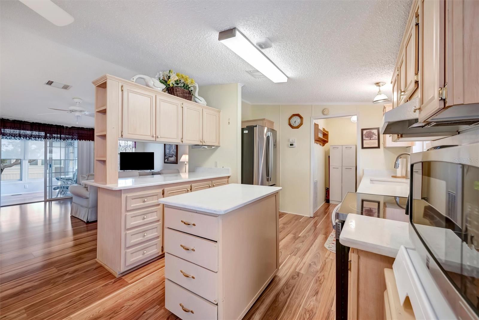211 S PORT ROYAL LN #523, APOLLO BEACH, FL, 33572
