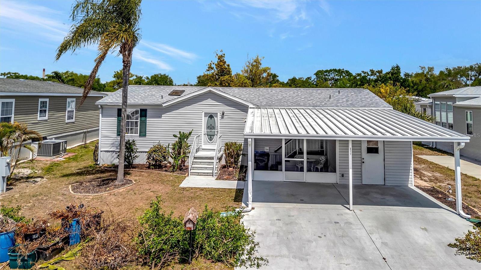 211 S PORT ROYAL LN #523, APOLLO BEACH, FL, 33572