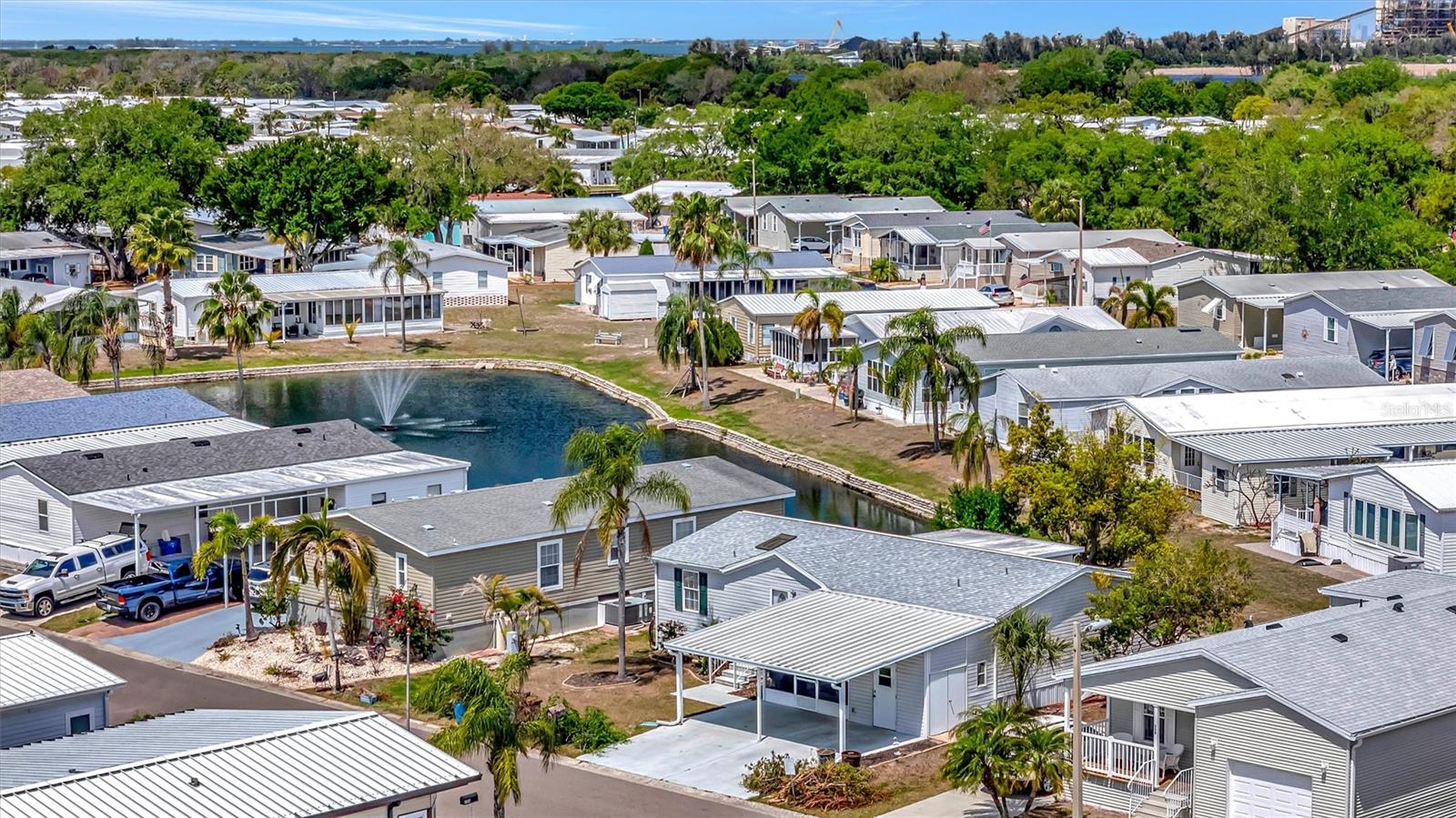 211 S PORT ROYAL LN #523, APOLLO BEACH, FL, 33572