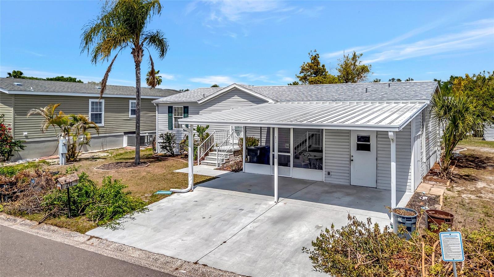 211 S PORT ROYAL LN #523, APOLLO BEACH, FL, 33572