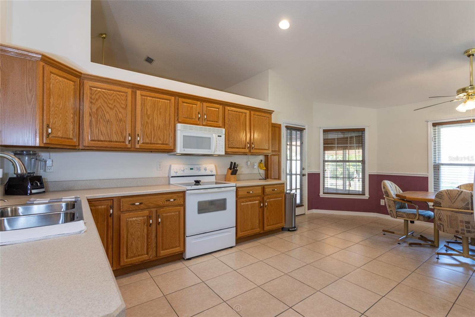 127 WHIPPOORWILL DR, PALM COAST, FL, 32164