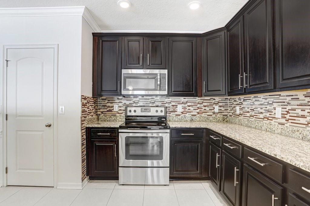 6431 BRADFORD HILL CT, WESLEY CHAPEL, FL, 33545