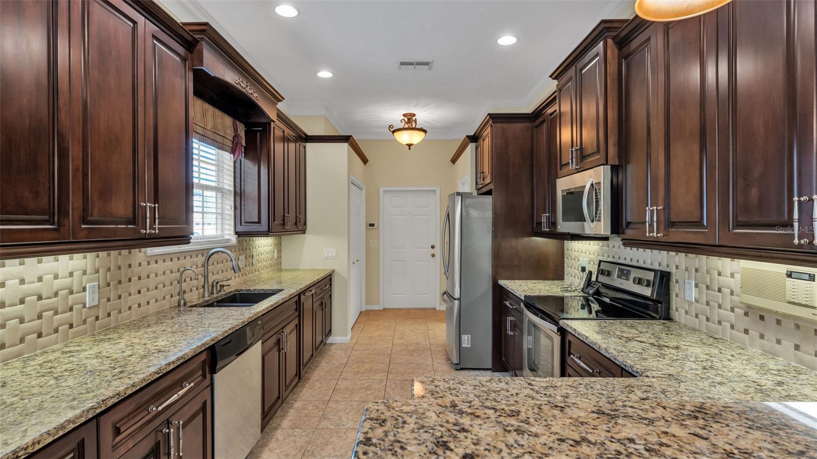 6540 LAKE CLARK DR, LAKELAND, FL, 33813