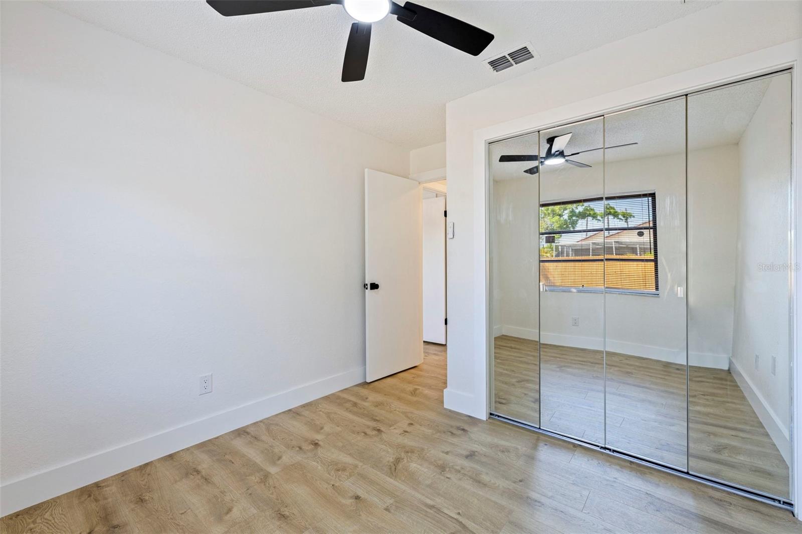 6401 69TH AVE N, PINELLAS PARK, FL, 33781