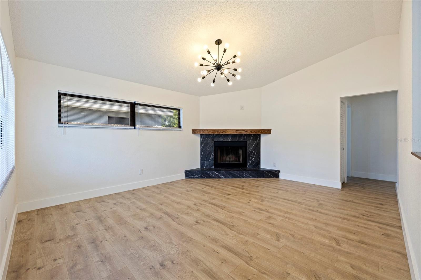 6401 69TH AVE N, PINELLAS PARK, FL, 33781