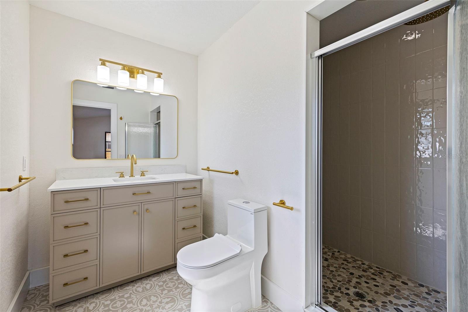 6401 69TH AVE N, PINELLAS PARK, FL, 33781