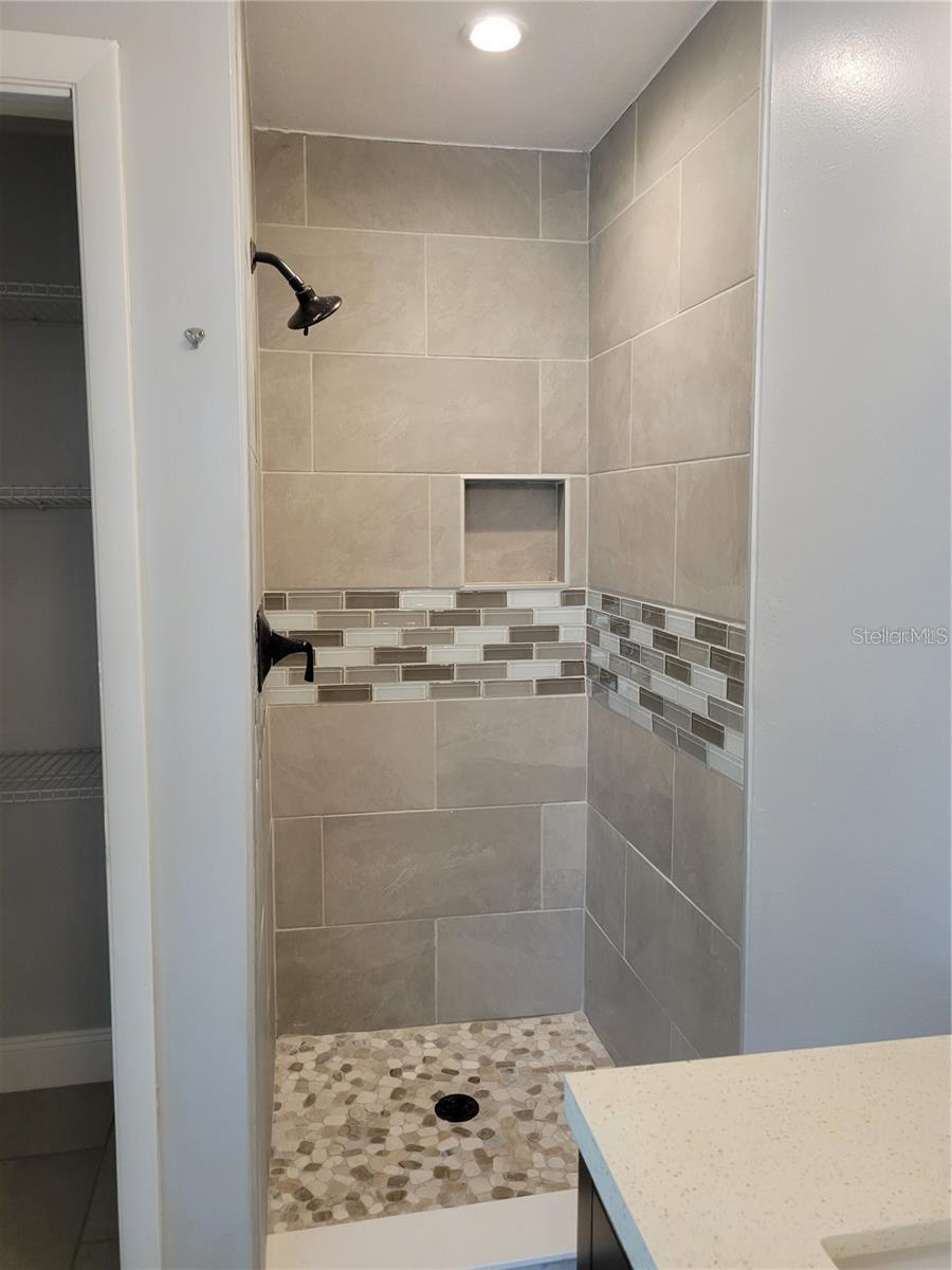 807 MCLAIN CT, TAVARES, FL, 32778