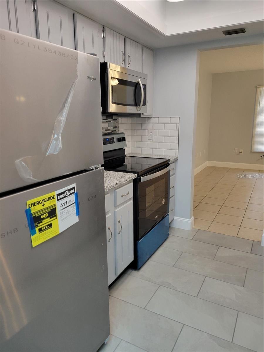 807 MCLAIN CT, TAVARES, FL, 32778