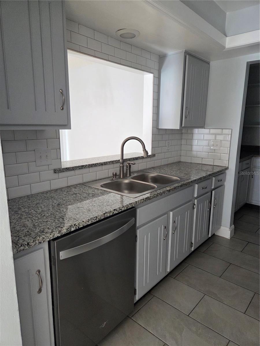 807 MCLAIN CT, TAVARES, FL, 32778