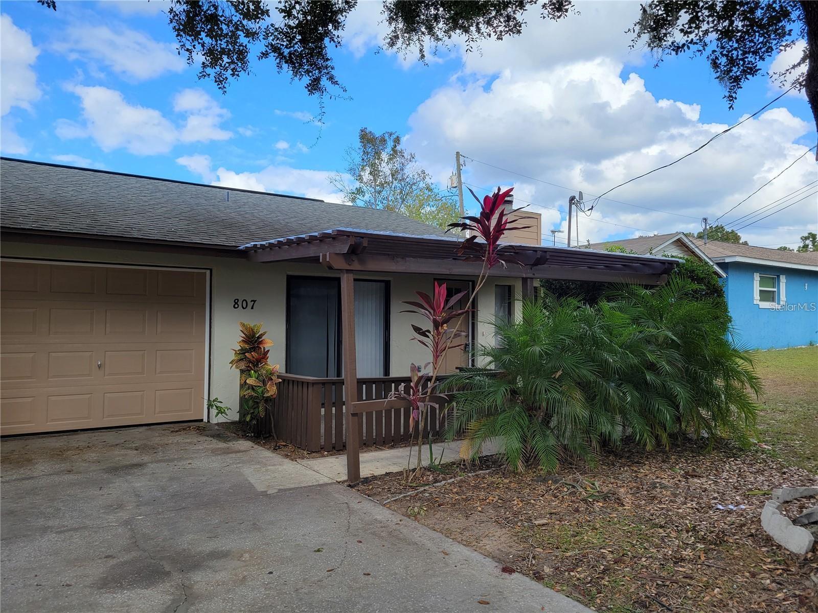807 MCLAIN CT, TAVARES, FL, 32778