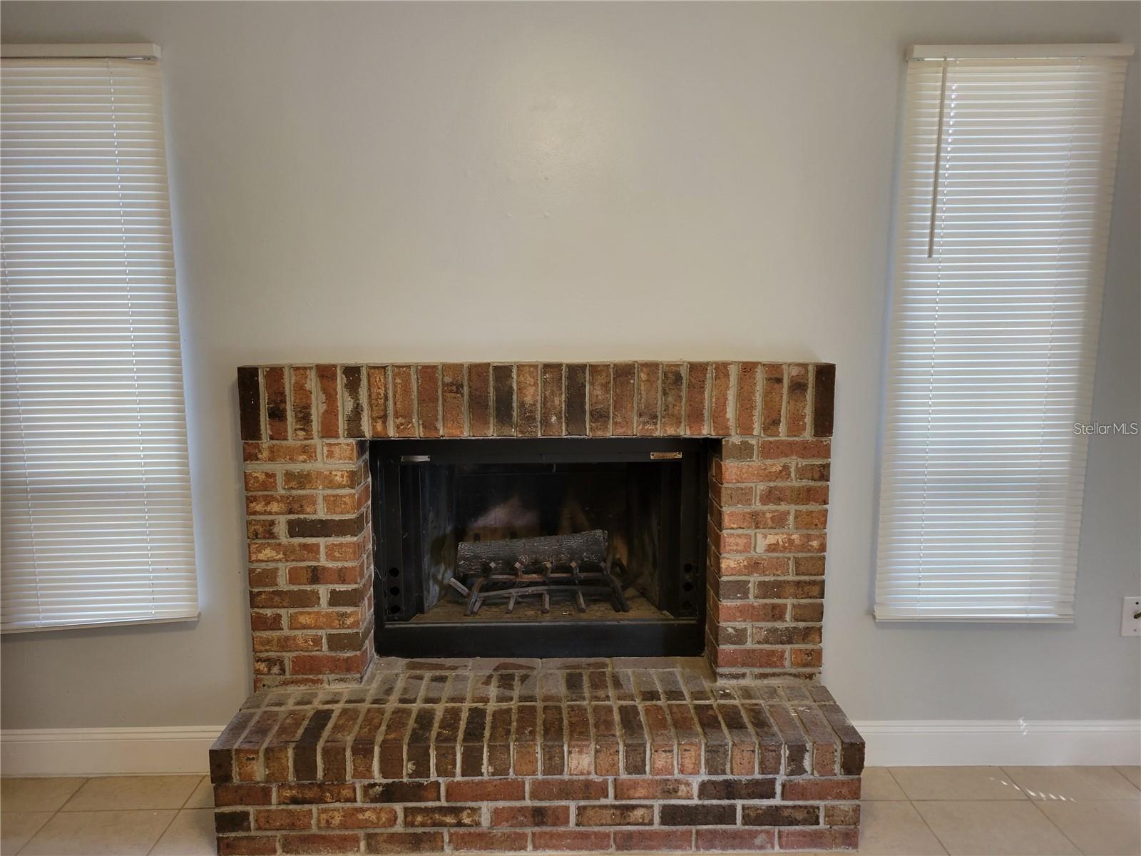 807 MCLAIN CT, TAVARES, FL, 32778