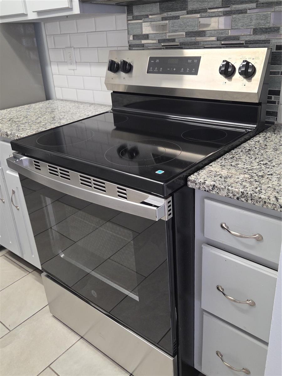 807 MCLAIN CT, TAVARES, FL, 32778