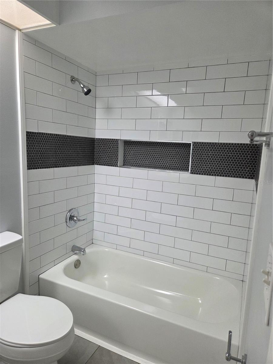 807 MCLAIN CT, TAVARES, FL, 32778