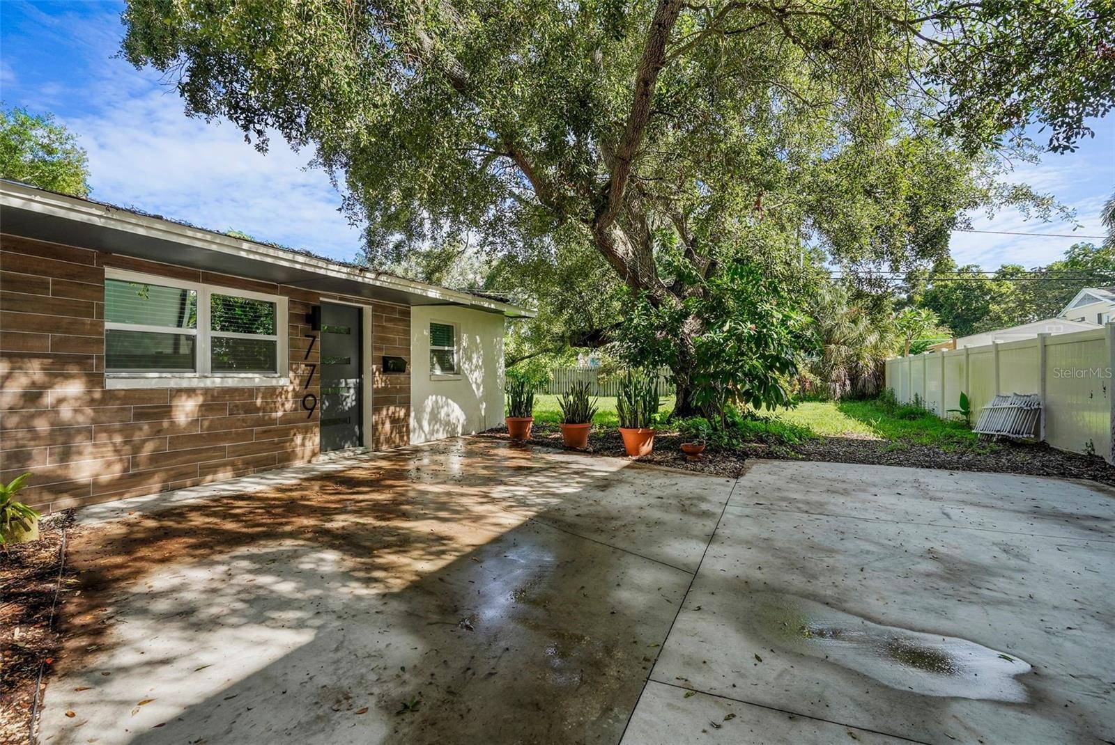 779 12TH AVE N, ST PETERSBURG, FL, 33704
