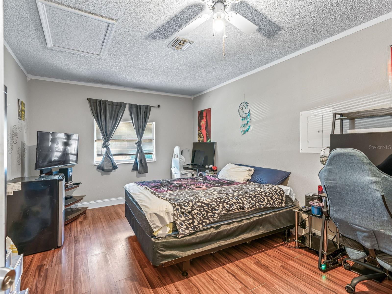 911 JACARANDA DR, LADY LAKE, FL, 32159