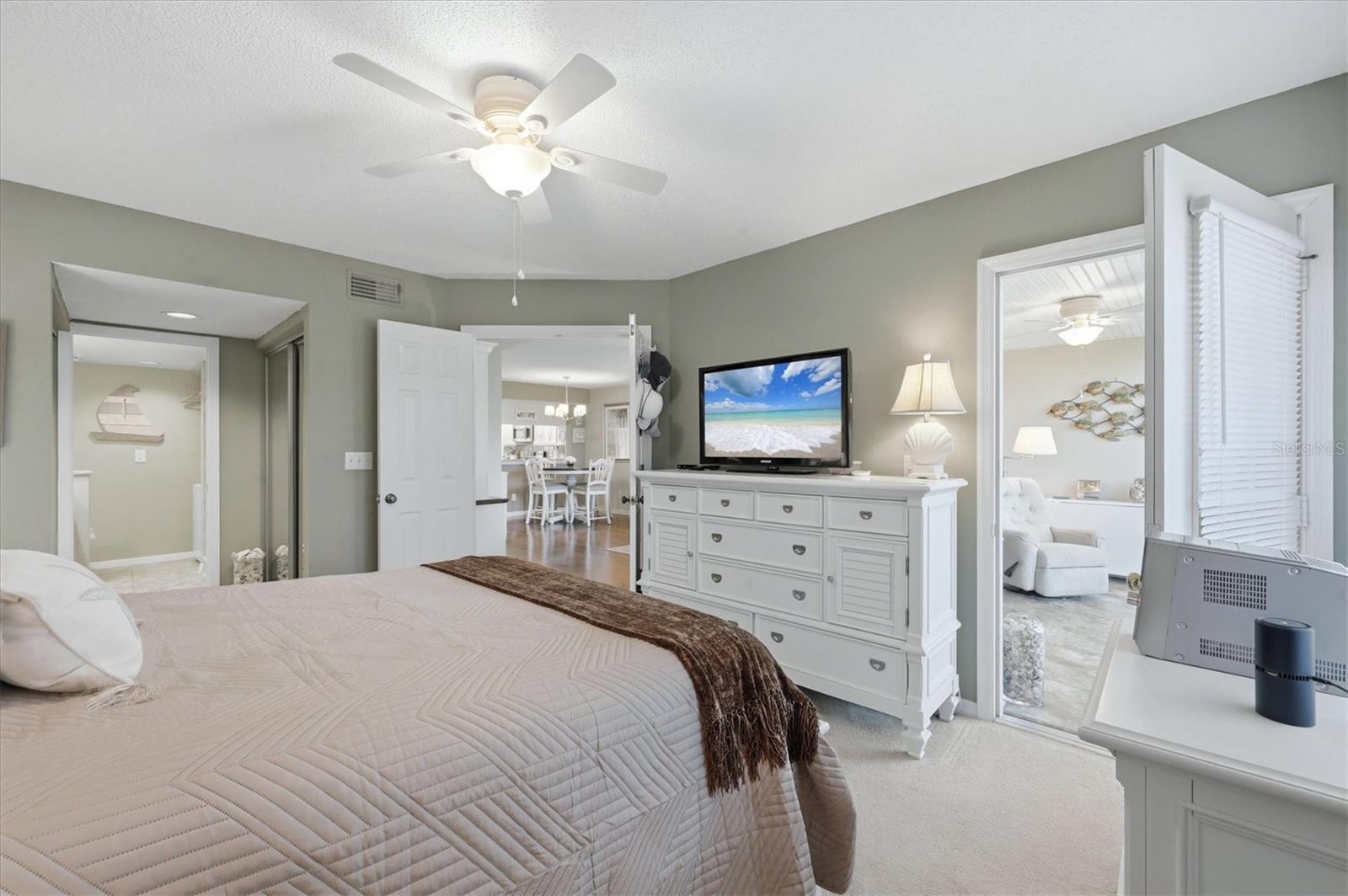 433 CERROMAR LN #334, VENICE, FL, 34293
