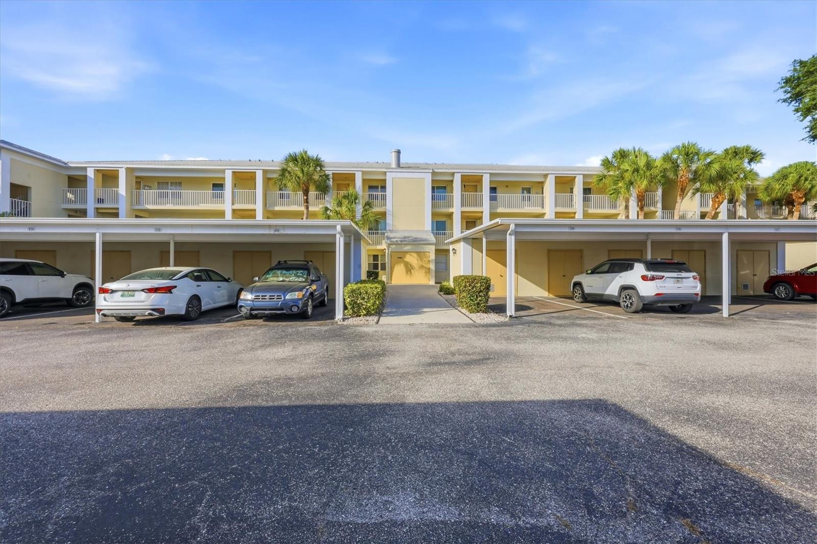 433 CERROMAR LN #334, VENICE, FL, 34293