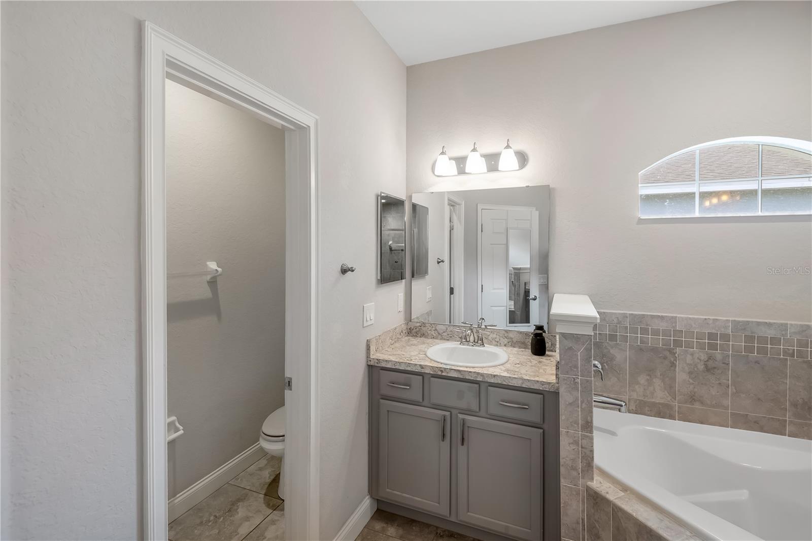 123 ELOISE OAKS DR, WINTER HAVEN, FL, 33884